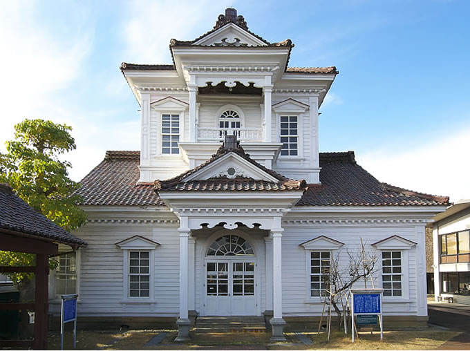 旧鶴岡警察署庁舎外観