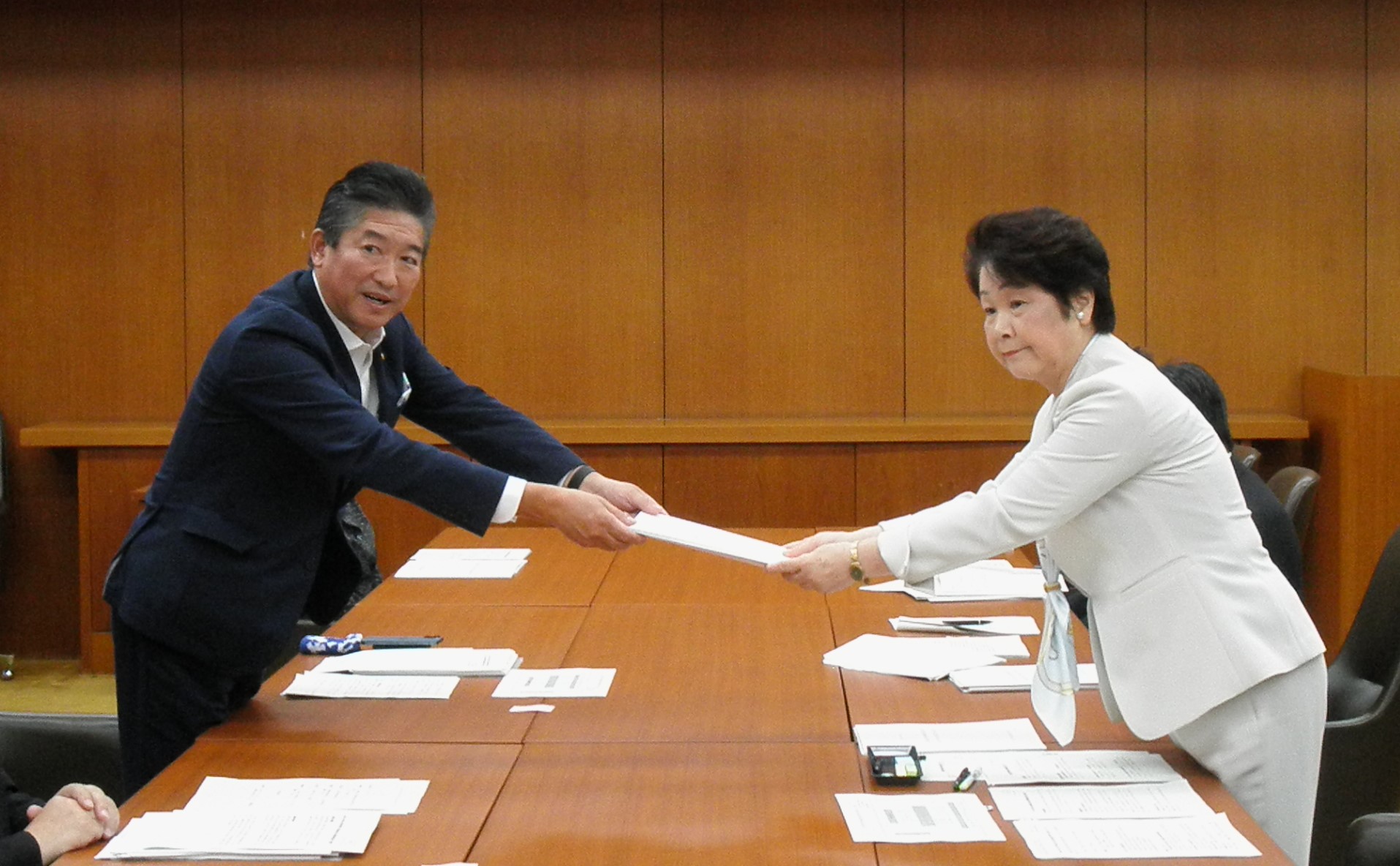 企業会計提出