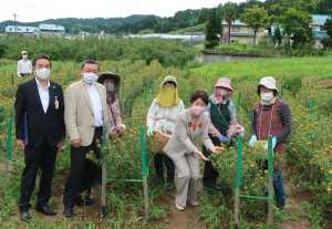 知事のほのぼの訪問の様子16